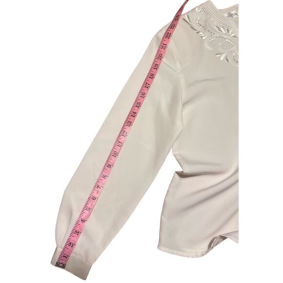 Retro Susan Hutton Embroidered Jewel Neck Blouse Size 8 Petite Cream Long Sleeve - Picture 12 of 13